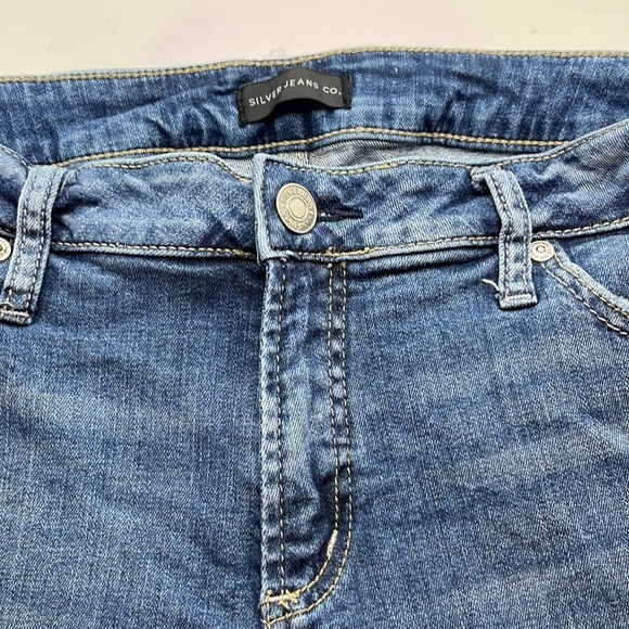 Silver Jeans Elyse Bermuda Short High Rise Size 30 - Picture 14 of 16